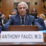 ファウチ博士は、2026年7月29日(水)、ワシントンD.C.の連邦議会議事堂で、上院国土安全保障・政府問題委員会に出席した。(AP通信/アリソン・ロバート撮影)