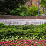 ヴァンダービルト大学、テネシー州ナッシュビル - 2022年5月10日。写真提供:Fotoluminate LLC(Shutterstock経由)。